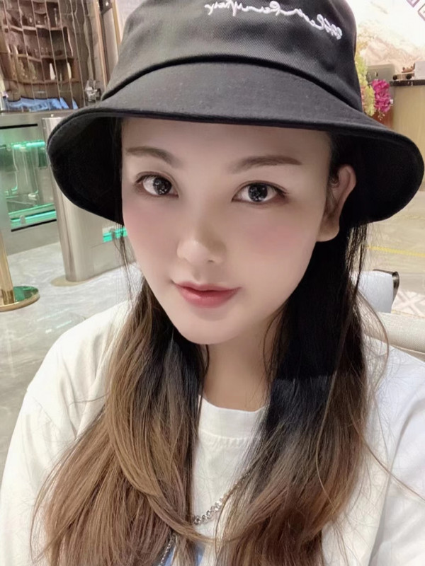 奥克斯秋葵小姐姐